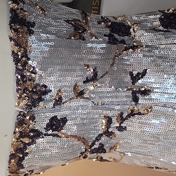 Betsy & Adam Silver Strapless Floral Gown - Picture 10 of 11